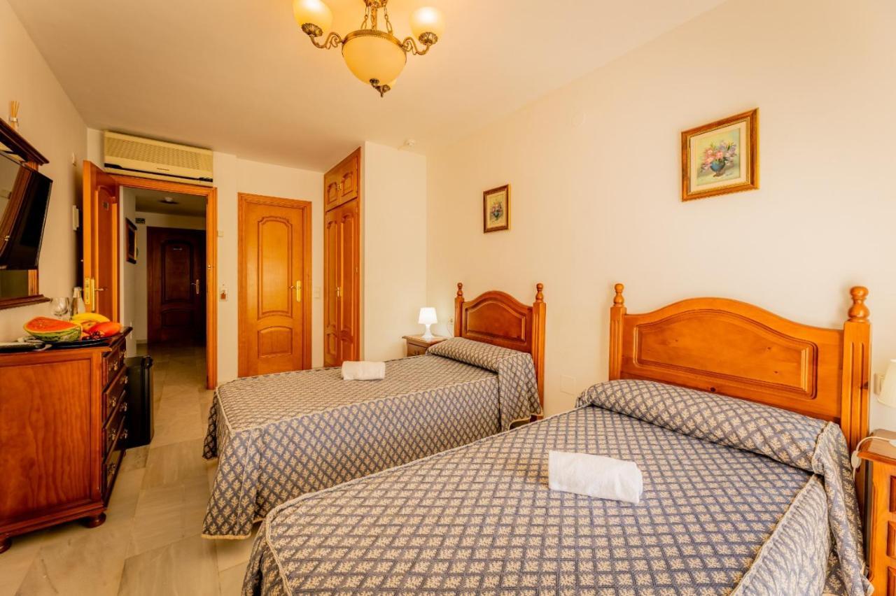 Hotel La Morena Fuengirola Esterno foto